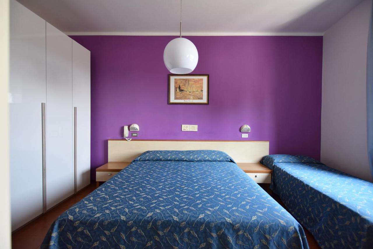 Hotel Azzurra Rimini Esterno foto